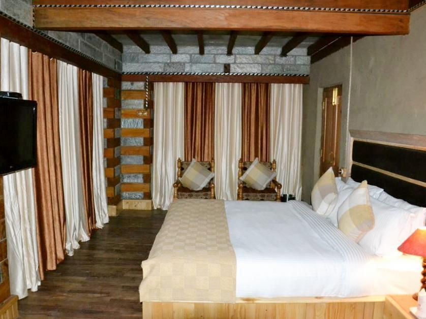 Shobla Kaathkuni Royale Ξενοδοχείο Kulu Εξωτερικό φωτογραφία